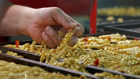 ทองเปิดตลาด ปรับลด 50 รูปพรรณขายออกบาทละ 21,400