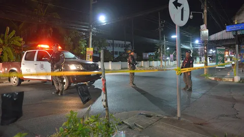 ป่วน! คนร้ายปาระเบิด 15 จุดจังหวัดชายแดนใต้ มีคนเจ็บ ผู้ก่อเหตุดับ 2 (คลิป)