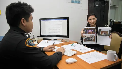 นางเอกให้การ