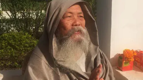 'ฤาษีพุทธจรัล' มองชะตาโลก เม.ย.ร้อนอันตราย ชี้ชาติมหาอำนาจ ต้องรับกรรม