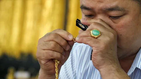 รีบๆซื้อ ทองไทยร่วงอีก 50  รูปพรรณขายบาทละ 21,150