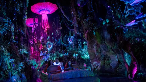 สวนสนุกสุดยิ่งใหญ่สำหรับฤดูร้อนของดิสนีย์