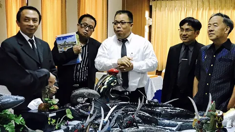 สิงห์บุรีชู “เปเปอร์มาเช่–ปลาแม่ลา” มากสุดในโลก