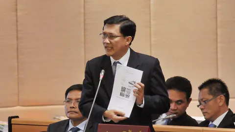 'สามารถ' จี้จับตาประมูล 'บีอาร์ที' ส่อล็อกสเปกให้เจ้าเก่า 'บีทีเอส'