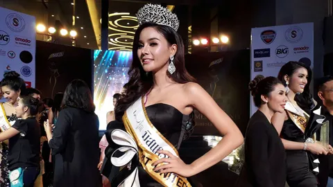 เซี๊ยะ! แซ่บ! พอป่ะ? ส้ม พูดได้ 4 ภาษา คว้าที่ 1 มิสแกรนด์อุบล 