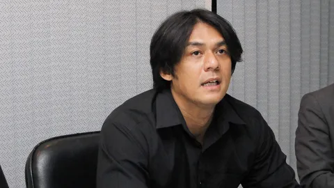 ปอท.ออกหมายเรียก 'นิกกี้' -สาวเปลือยอก หลังเบี้ยวนัดตร.2 ครั้ง