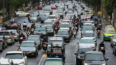 เบี่ยงจราจรขุดอุโมงค์ถนนอุดมสุข