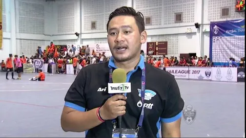 'โค้ชหมี' ชมนนทบุรี เล่นได้ดี แต่บลูเวฟได้โชคเบียดชนะหืดจับ 2-1