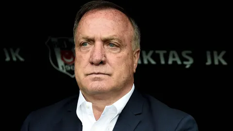 อัศวินสีส้มจ่อได้ 'อัดโวคาท' นั่งแท่นกุนซือคำรบสาม