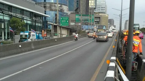 กทม.เปิดใช้สะพานไทย-เบลเยี่ยม เต็มรูปแบบหลังปิดซ่อม รับช่วงเปิดเทอม (คลิป)