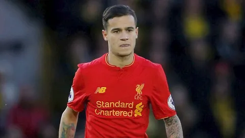 'คูตินโญ' ถึงกับจุก! โดนมือมืดปาหินใส่รถหรู