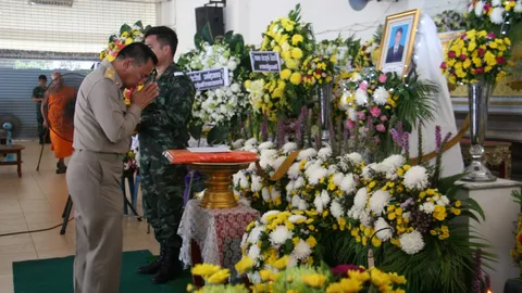 เศร้า!เผาศพเจ้าของรถคาร์บอมบ์ เครือข่ายชาวพุทธ ร้อง รบ.แก้รุนแรง (คลิป)