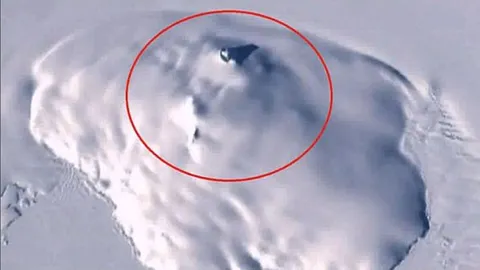 ดูชัดๆ หนุ่มรัสเซียอ้างเจอUFO ตกทวีปแอนตาร์กติกา ชัวร์หรือมั่ว(ชมคลิป)