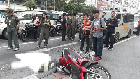 เมล์สาย 206 ทับ จยย.เสียหลักล้ม หนุ่มกระบี่ดับสยองคาแยกพระราม 9