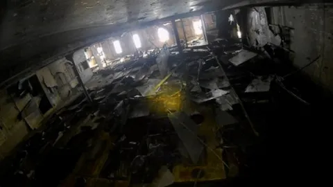 ญาติสะอื้น พบชิ้นส่วนมนุษย์ในซากเรือเซวอล อีกราย จาก 9 ที่หายสาบสูญ