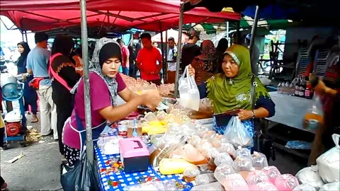 หญิงม่ายนราฯ สู้ชีวิต พลิกเอเย่นต์ขายน้ำอ้อย หารายได้ช่วงรอมฎอน (คลิป)