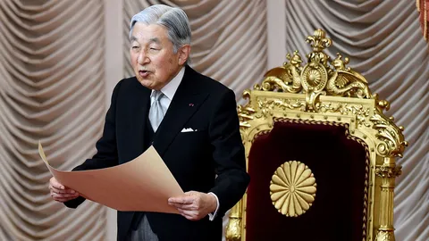 ร่าง ก.ม.สละบัลลังก์ผ่านมติ ส.ส.