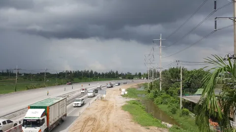 ขานรับอีอีซี ทางหลวง เร่งขยายถนน 304 ช่วยกระตุ้นเศรษฐกิจตะวันออก