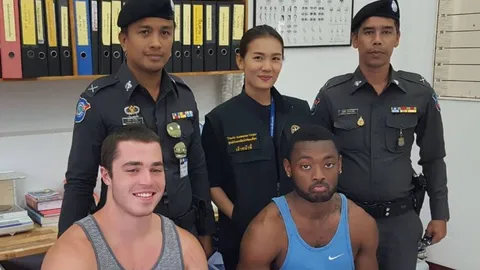 ช้างแกะสลักหน้าร้านหาย 2โจ๋มะกันมาเที่ยวสมุยฉกไป อ้างคึกคะนองเพราะเมา