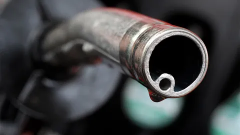 ปตท.-บางจาก ลดราคาน้ำมันทุกชนิดลง 30สต. เว้นE85 คงเดิม มีผลตี5พรุ่งนี้