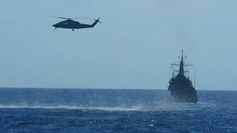 ซ้อมรบ! ทัพเรือภาค 3 ฝึกปฏิบัติการร่วม ประจำปี 2560 กลางทะเลอันดามัน