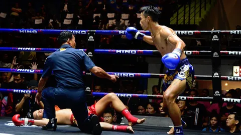 ทักษิณเล็ก เชิงดีกว่า! พลาดยก 3 'ฤทธิเทวดา' ฮุคขวาหลับ คู่เอกลุมพินี