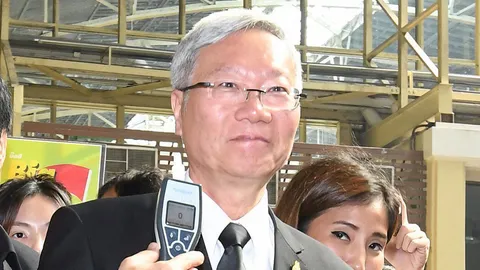 ฝันปั้นมักกะสันเชื่อมอีอีซี