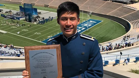 ความภาคภูมิใจของคนไทย "นนอ.กรวิชญ์พงศ์ สุนทรนิธิกุล"