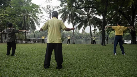 ลุ้นรัฐดัน “กองทุนรวมประกัน” ดูแลสุขภาพคนเกษียณรับสังคมสูงอายุไหลบ่า