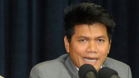 ปชป.ควันออกหู ฉะแม่น้ำ 5 สาย ตั้งใจยื้อ สงสัยรู้กัน ต่อท่ออำนาจ