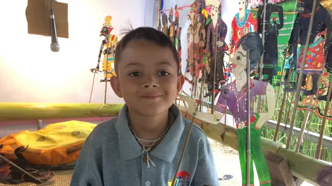 น้องนิว นายหนังตัวน้อย เพราะใจรัก ทั้งขับร้อง เชิดตัวละคร ทำคนดูทึ่ง!! (คลิป)