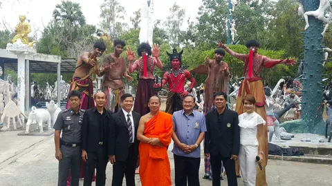 ตระการตา! วัดไผ่โรงวัวพร้อมเปิดงาน ย้อนอดีตวันวานสุพรรณบุรี สุดอลังการ