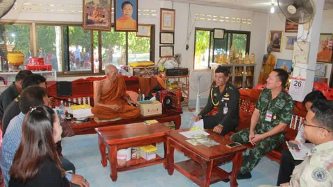 ชาวบ้านบุกขอความเป็นธรรม ปมปลดเจ้าอาวาสนักพัฒนา ยัน29มิ.ย.รู้เรื่อง