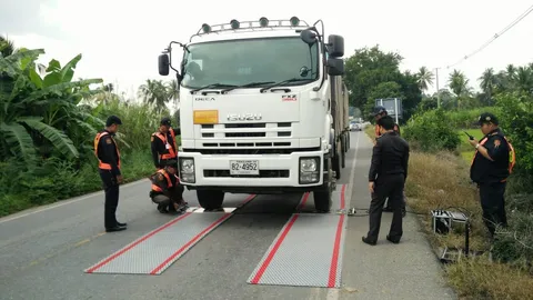 ทางหลวงคุมเข้ม! ตรวจจับรถบรรทุกน้ำหนักเกิน สาเหตุหลักทำถนนพัง