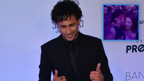 หมดคราบนักบอล! แฉภาพ 'เนย์มาร์' เมาปลิ้นนัวเนียแฟนเก่า ข้างๆถึงกับอึ้ง