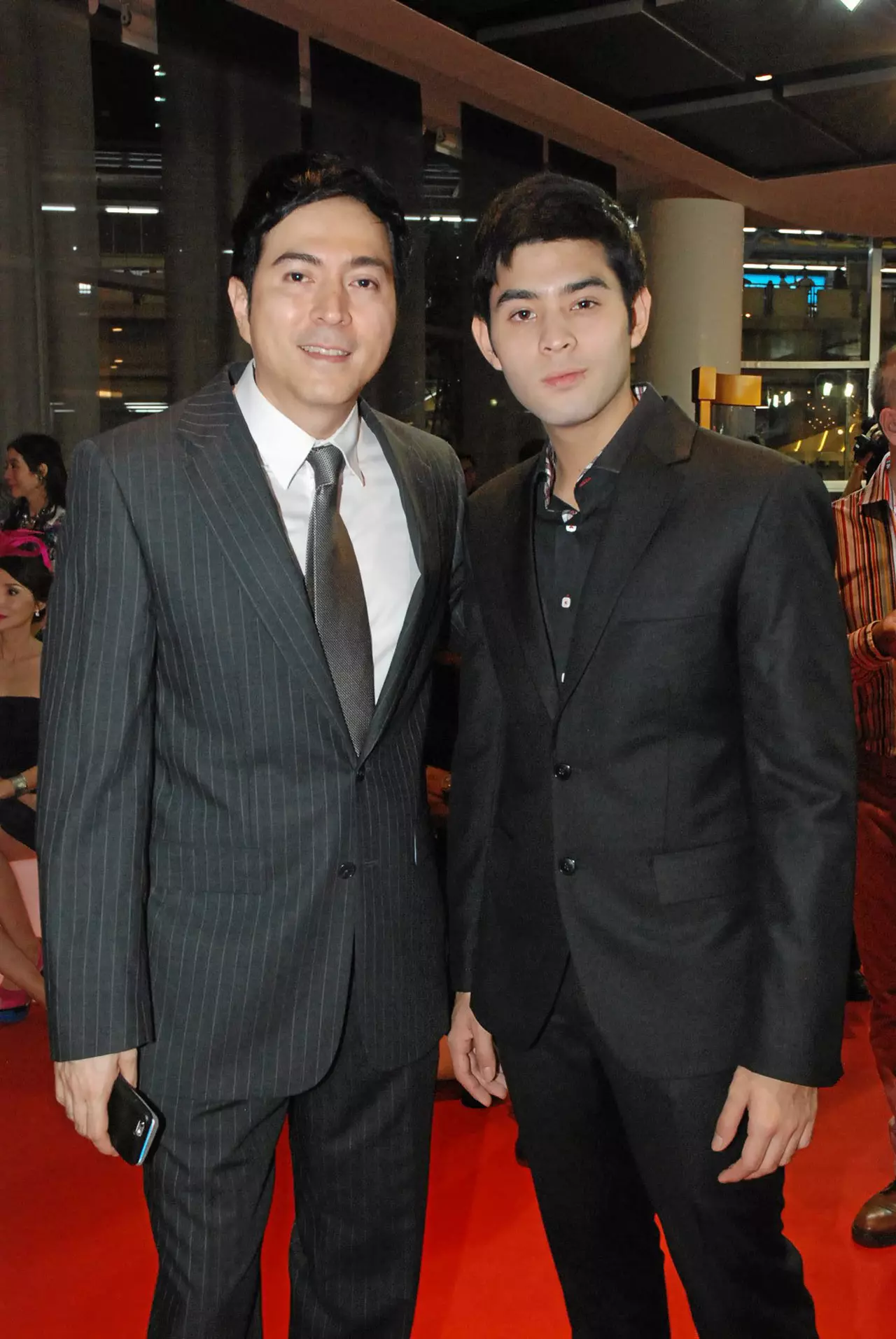 แซม ยุรนันท์ เผยเหตุผลลาวงการ? รู้ซึ้งไทยมองดาราเป็นแค่สินค้า