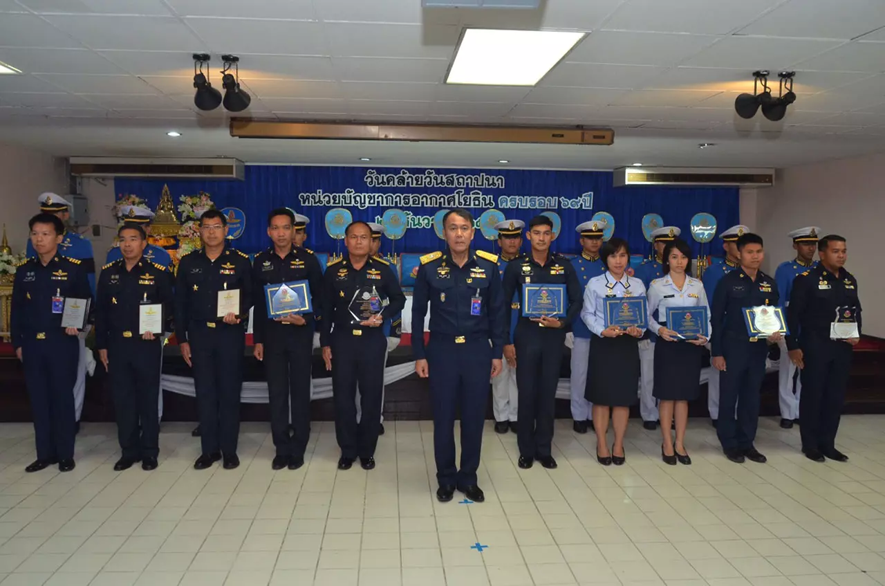 'บิ๊กแฟร้งค์' นำบิ๊กทัพฟ้าร่วมงานวันสถาปนาหน่วย 'อากาศโยธิน' ครบ 69 ปี