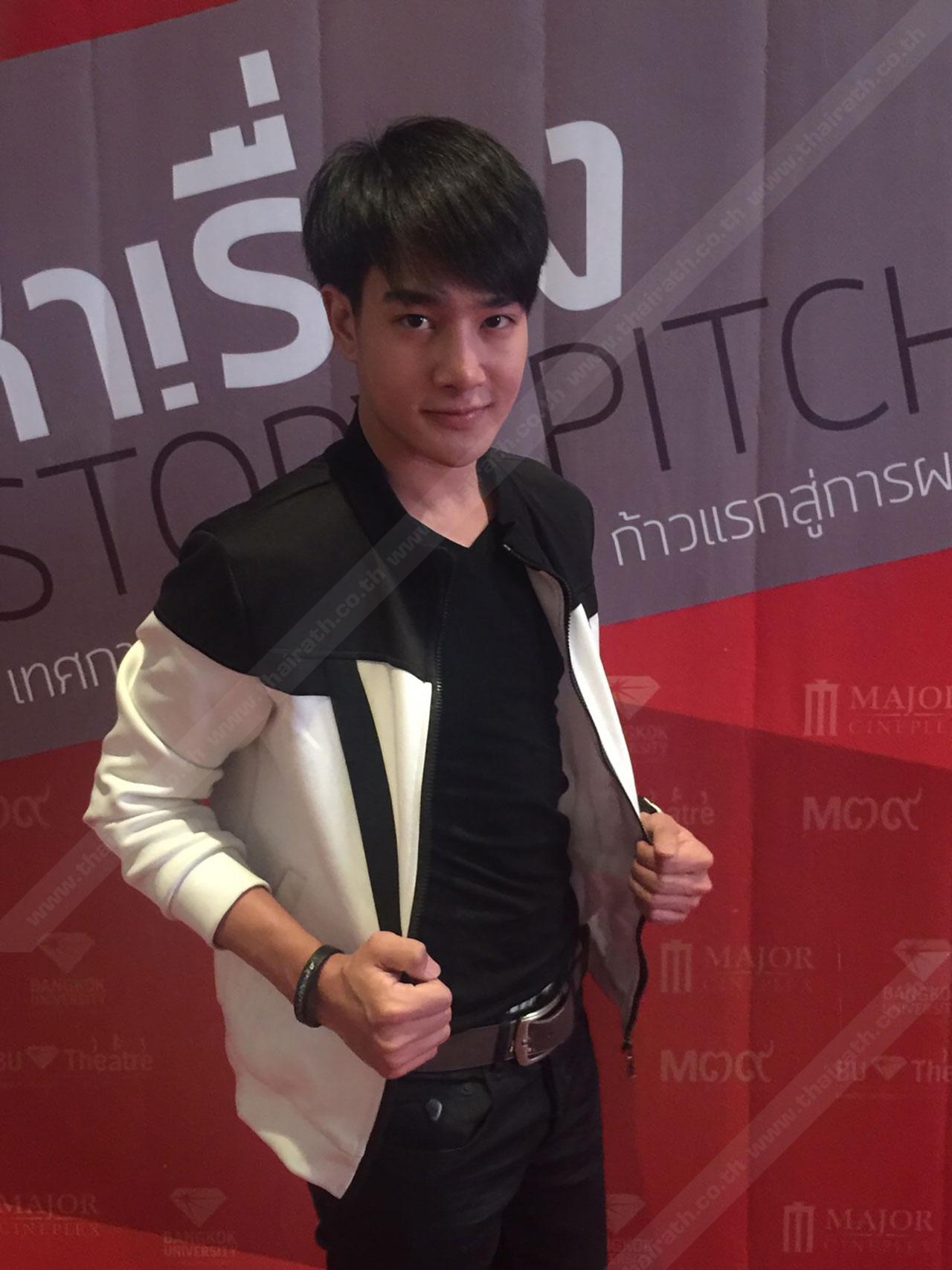 หนุ่มมอส ศักดิ์สิทธิ์ โม้สีทา เน็ตไอดอลขายข้าวแกงช่วยแม่ เด็กรุ่นใหม่ไฟแรงอีกคนที่สนใจเรื่องการเขียนบทหนัง