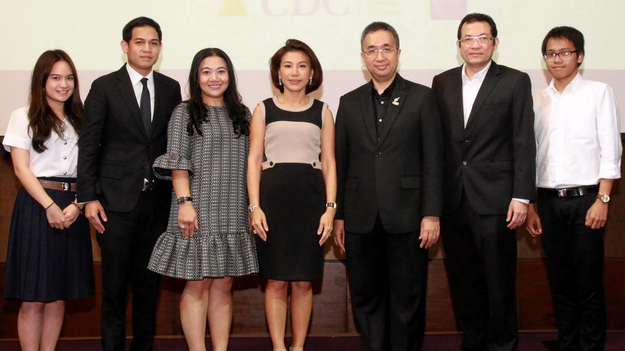 บริหารเป็น รศ.ดร.พสุ เดชะรินทร์ คณบดีคณะพาณิชยศาสตร์และการบัญชี จุฬา จัดสัมมนาในหัวข้อ “บริหารงานอย่างไรให้ประสบความสำเร็จ” พร้อมเชิญ ศุภานวิต เอี่ยมสกุลรัตน์ มาบรรยายพิเศษ โดยมี ดร.ทิม นพรัมภา มาร่วมฟังด้วย ที่คริสตัล ดีไซน์ เซ็นเตอร์ วันก่อน.