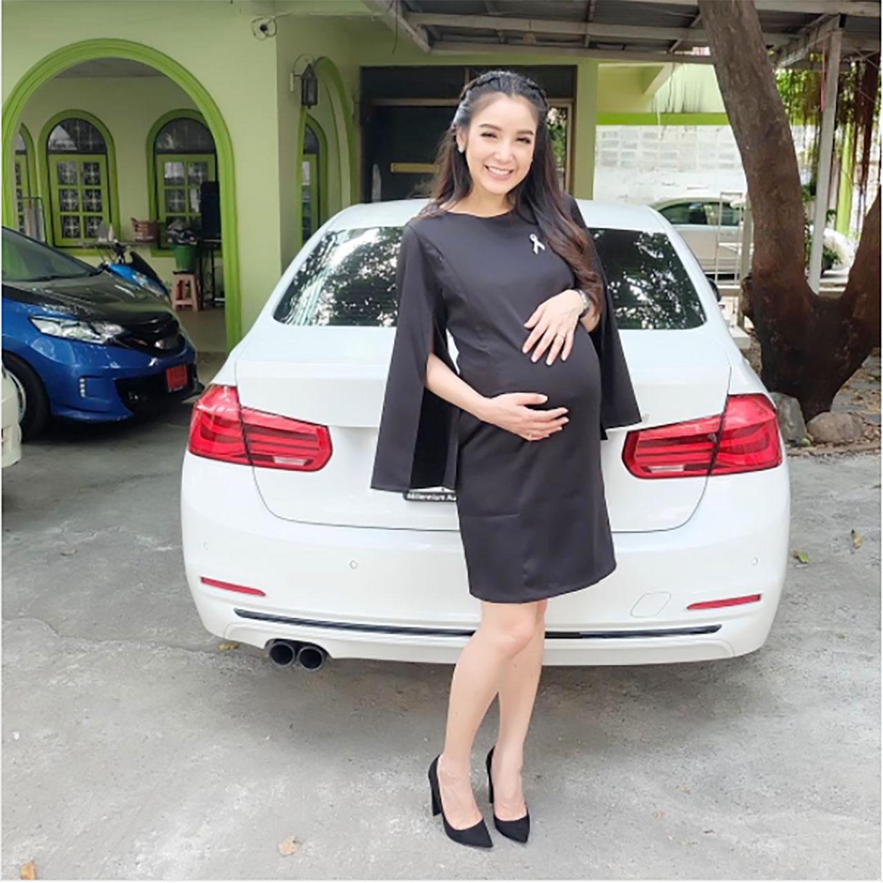 คุณแม่คนสวย
