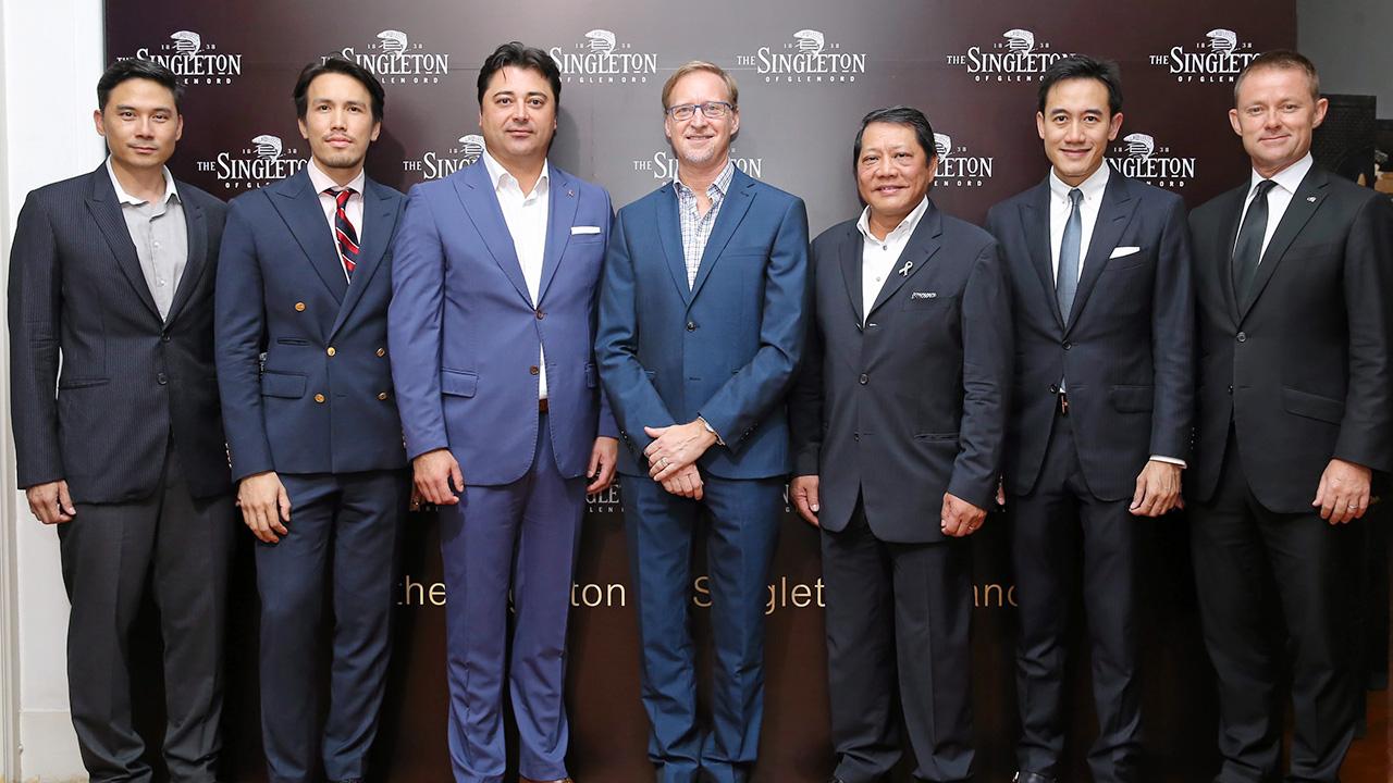 กินดื่มเพลิน - ไบรอัน เดวิดสัน ทูตอังกฤษ และ คาน บาเรา จัดดินเนอร์ “Discovering the Taste of Malts with the Singleton of Glen Ord” โดยมี พอล สิริสันต์, ดาเรน บัคลีย์, เฮสเตอร์ ชิว และ กมลสุทธิ์ ทัพพะรังสี มาร่วมงานด้วย ที่เดอะ เรสซิเดนซ์ สถานทูตอังกฤษ วันก่อน.