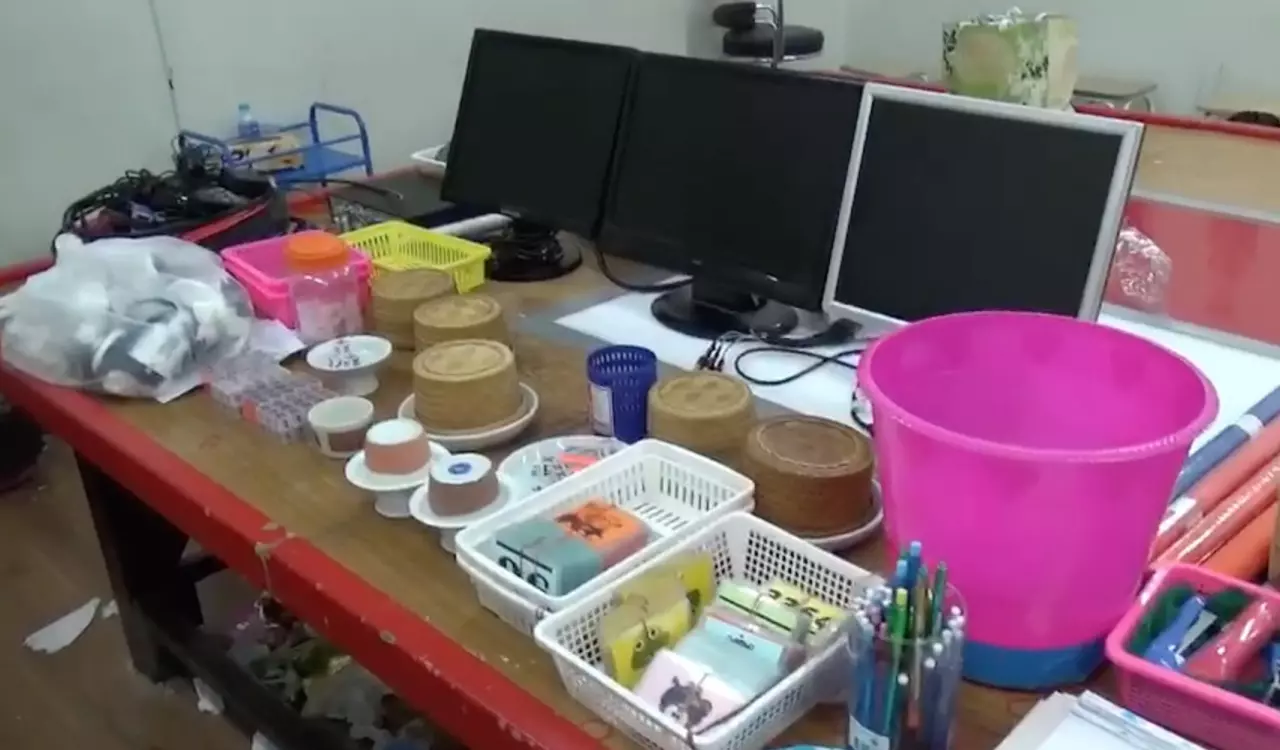 ผีพนันกระเจิง ทหาร-ตร. บุกบ่อนซอยชินเขต รวบได้ 78 คน ยึดปืน 7 กระบอก