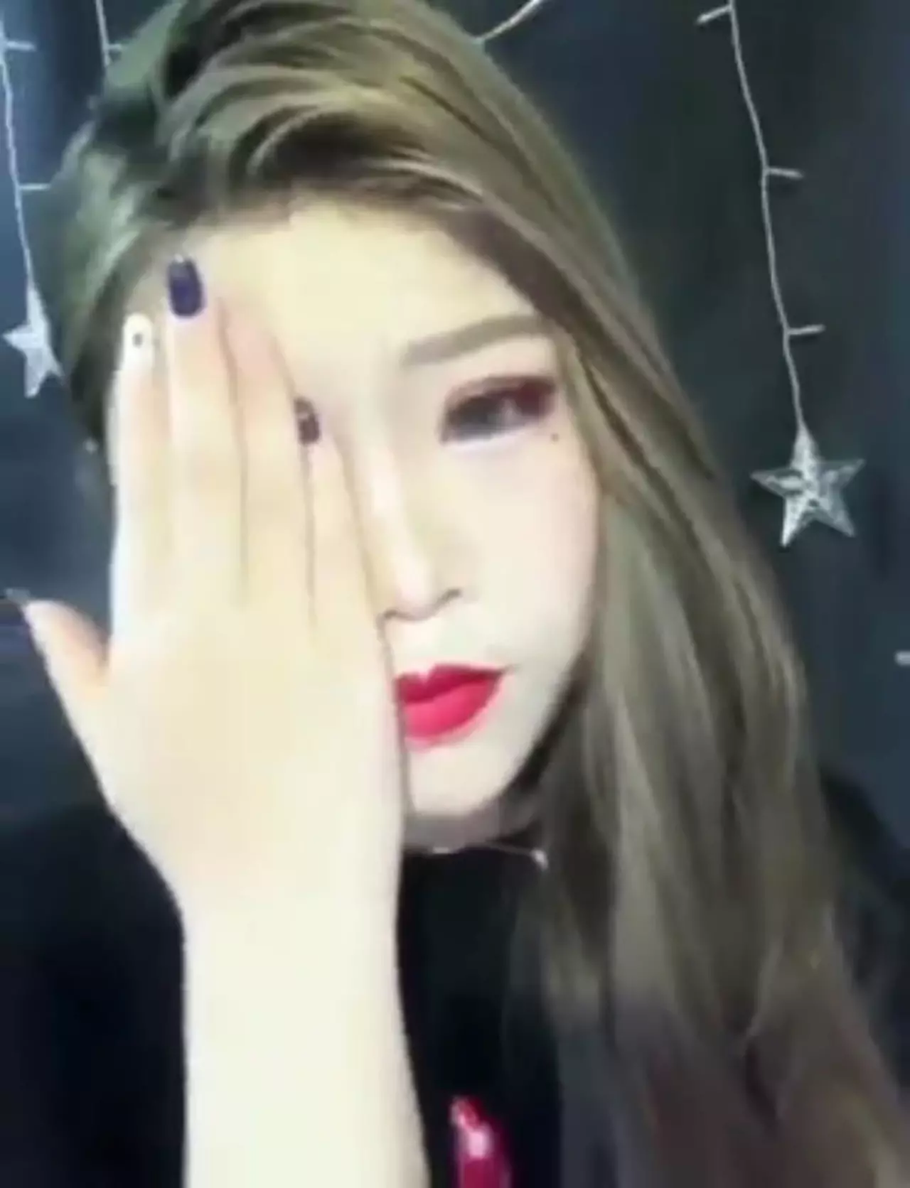 คนเดียวกันจริงดิ? ขยี้ตาสองทีภาพตัดต่อหรือมหัศจรรย์เครื่องสำอาง (คลิป)