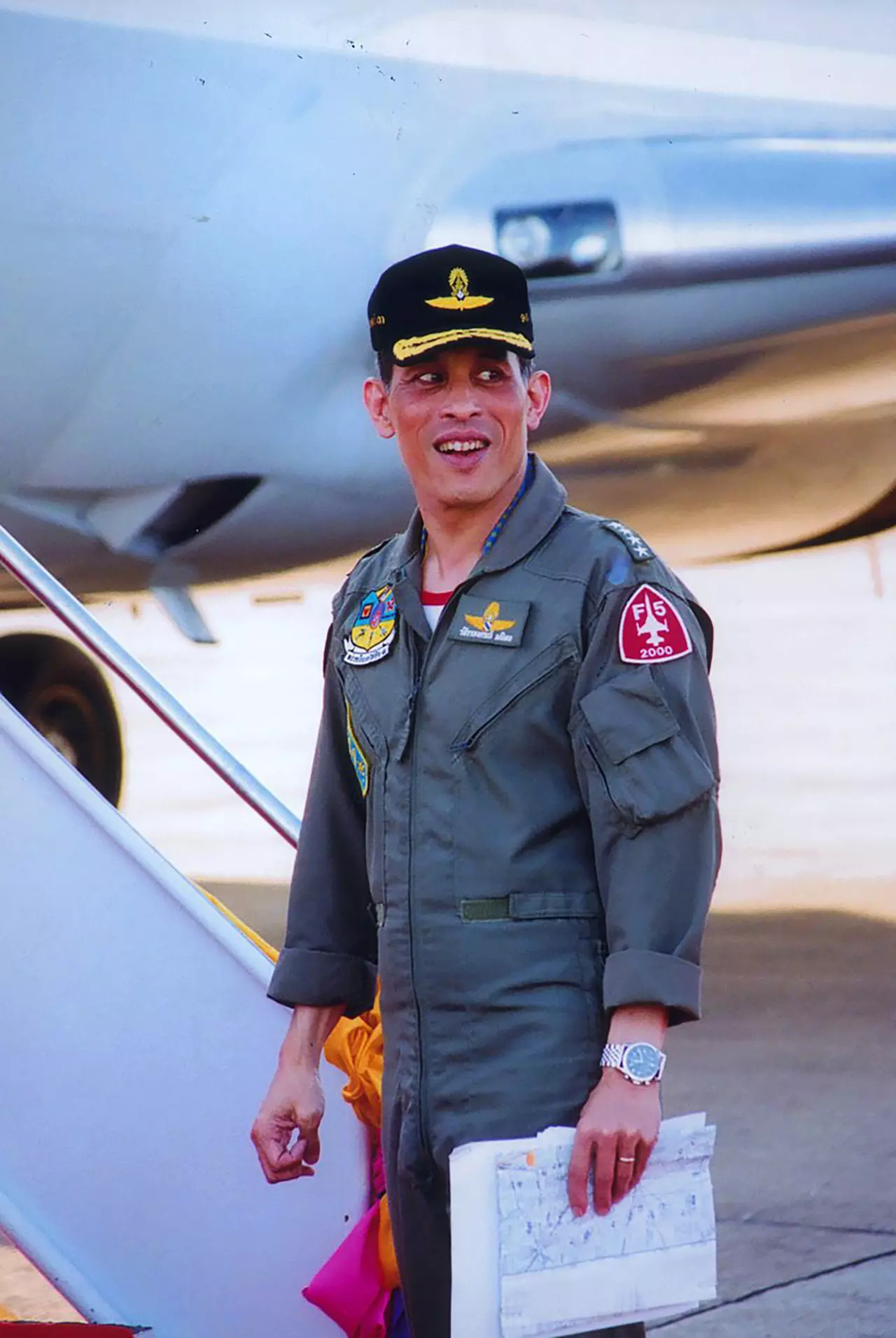 รัชกาลที่ 10 พระมหากษัตริย์นักบินรบ-ครูการบิน 