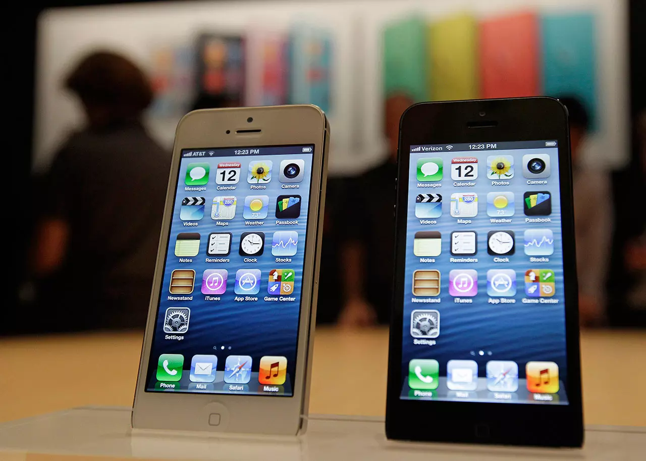 สวยประหยัด? เจาะสเปก iPhone 5 เครื่องโปรดของสาว 'เจนี่' มีดีที่