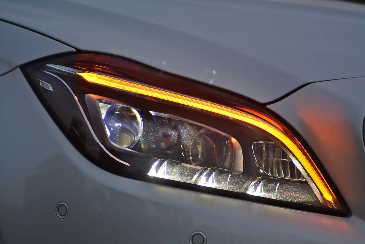 รีวิวทดสอบสปอร์ตซาลูนจอมหรู MERCEDES BENZ CLS250d AMG PREMIUM