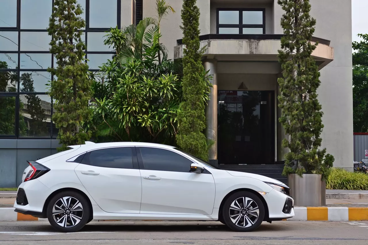 HONDA CIVIC HATCHBACK 1.5 TURBO