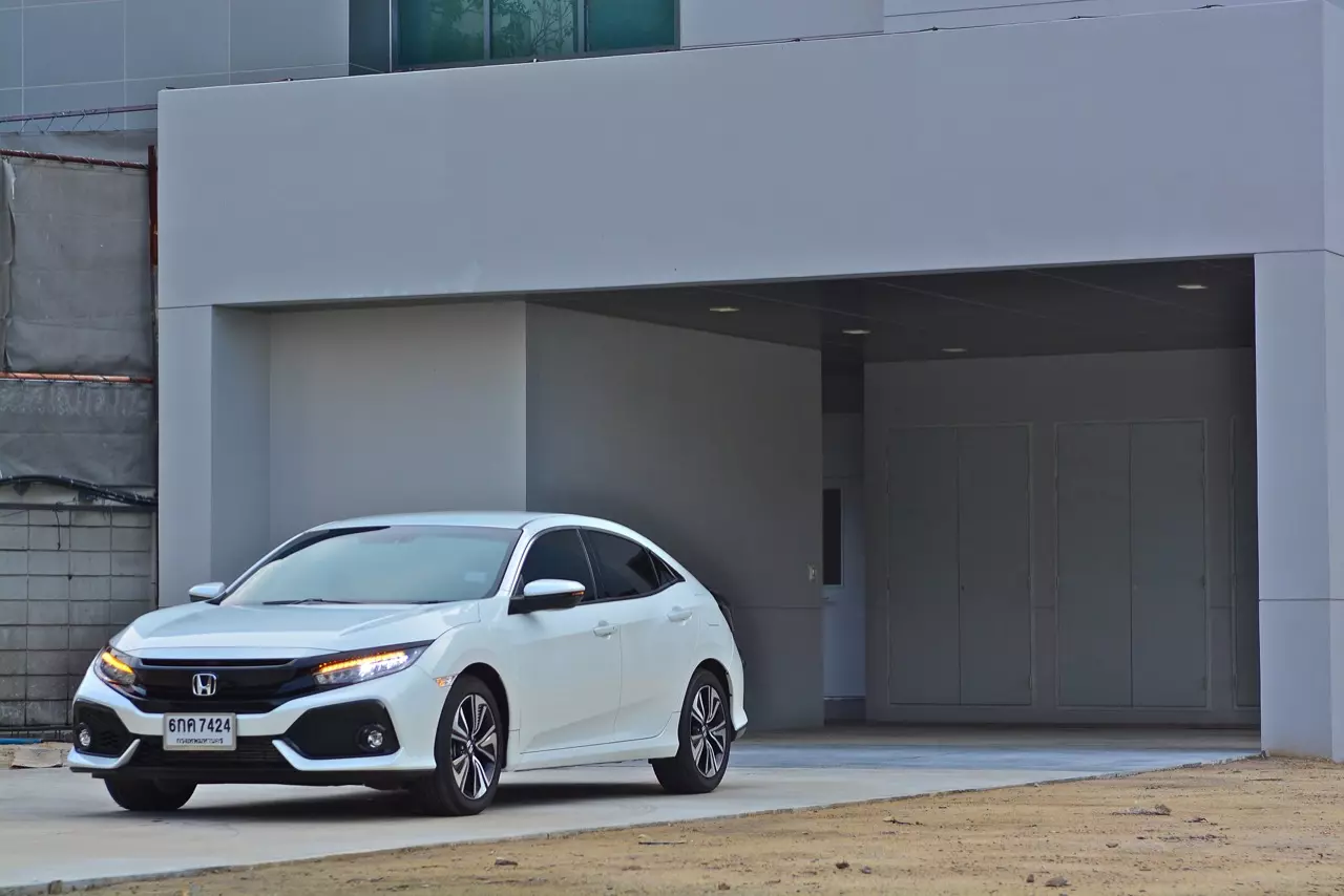 HONDA CIVIC HATCHBACK 1.5 TURBO