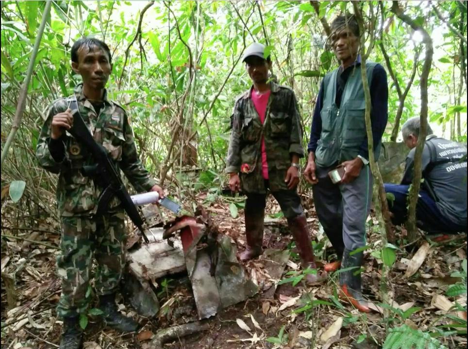 อุทยานแห่งชาติน้ำตกหงาว เข้าตรวจสอบซากเครื่องบิน ภาพโดย ไทยรัฐทีวี