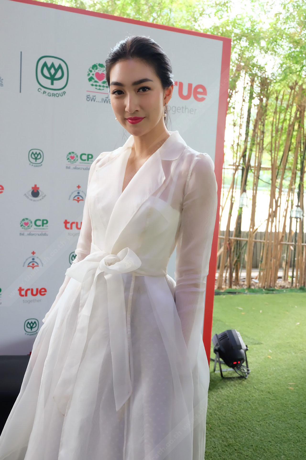 พร้อมเป็นผู้จัดละครหลัก นางฟ้าไร้ปีก